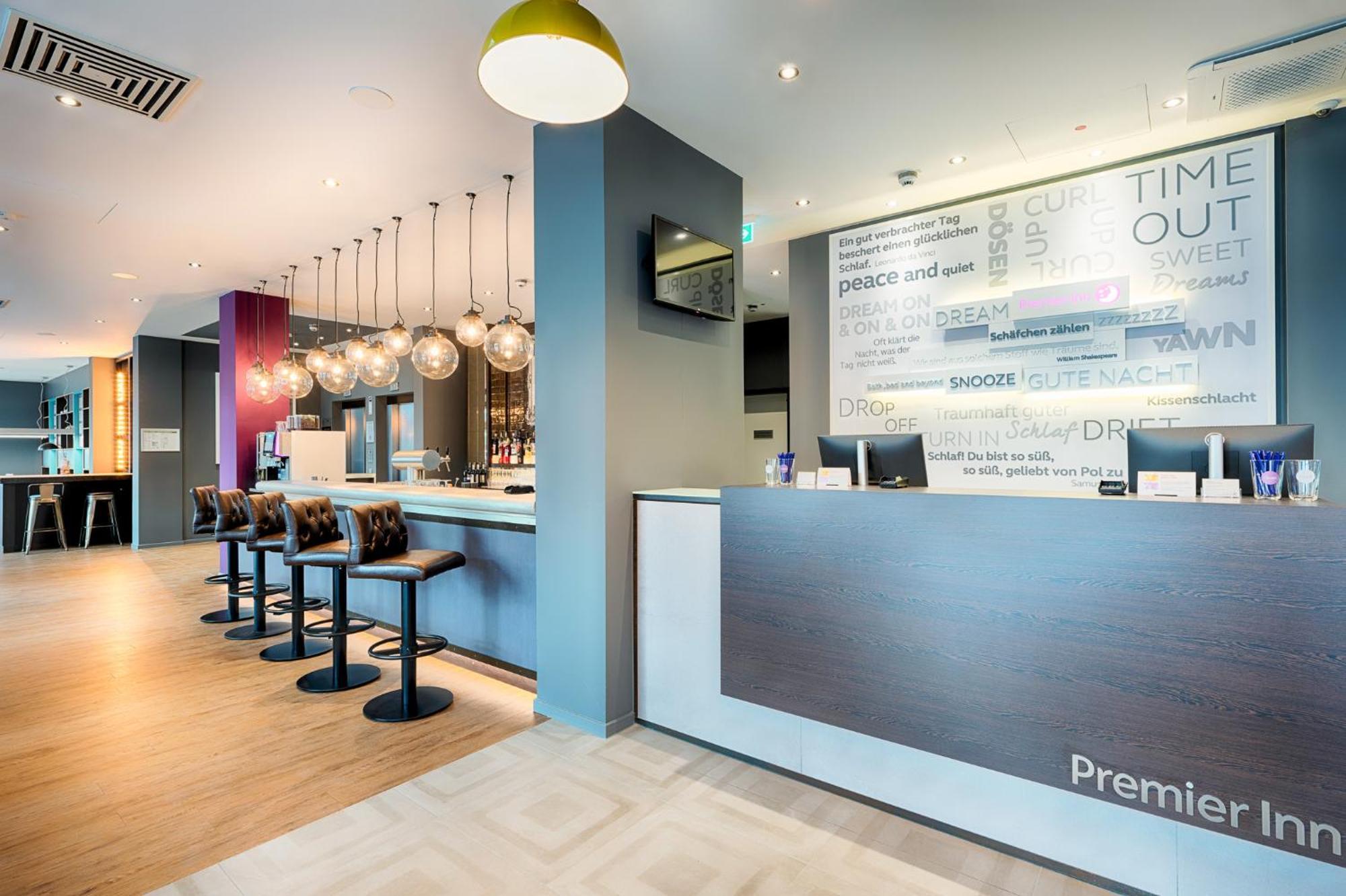Premier Inn Wiesbaden City Centre Exteriér fotografie
